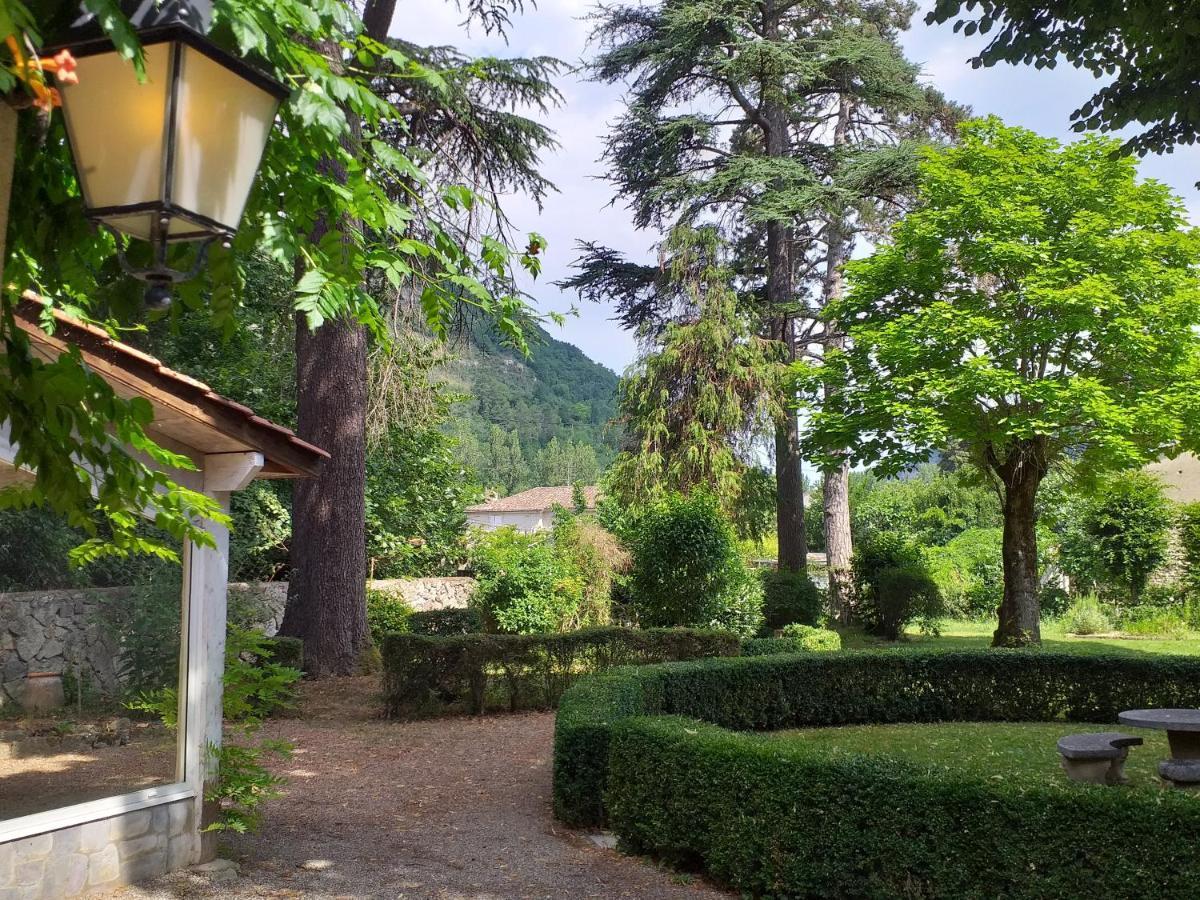 Le Jardin Secret Bed & Breakfast Saint-Antonin Exterior foto